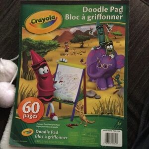 Crayola Doodle Pad with 60 Pages - Green Cover